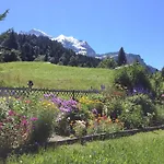Staubbachbaenkli * Wengen